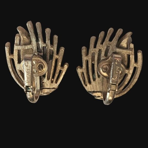 VINTAGE CROWN TRIFARI ALFRED PHILIPPE GOLD CLIP EARRINGS - Picture 10 of 10